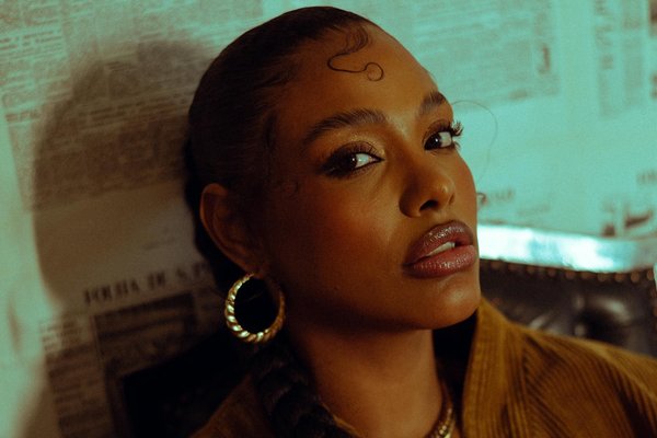 Unlocking fashion fusion: expert tips for combining luxury and street style